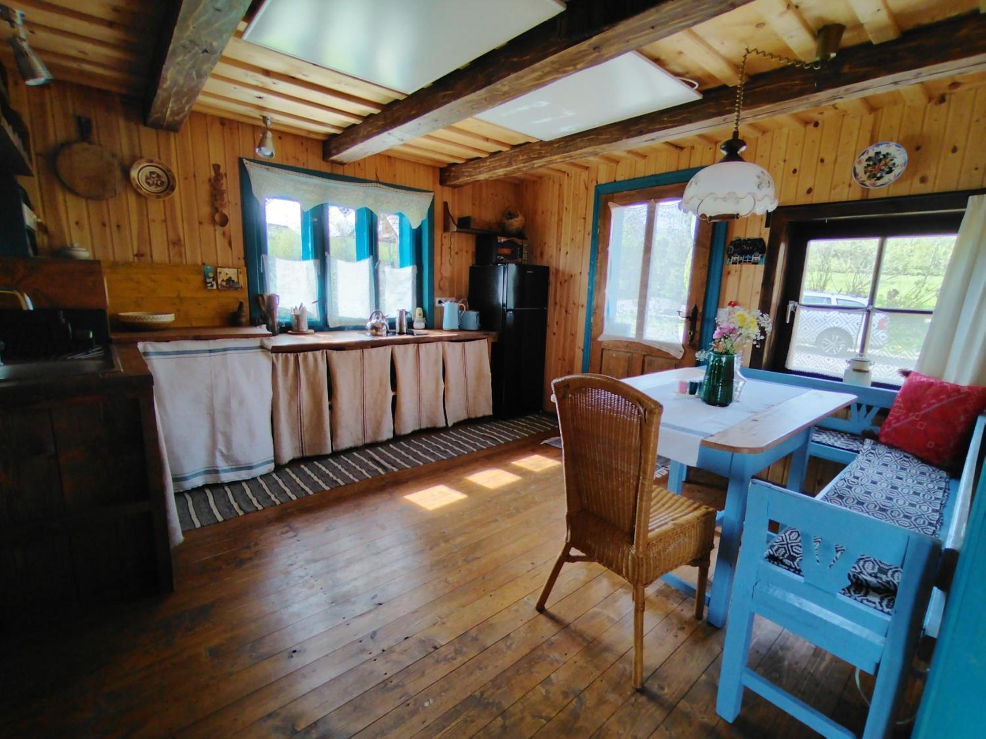 Big Family Apartment In Breb'S Cosy Barn Room photo